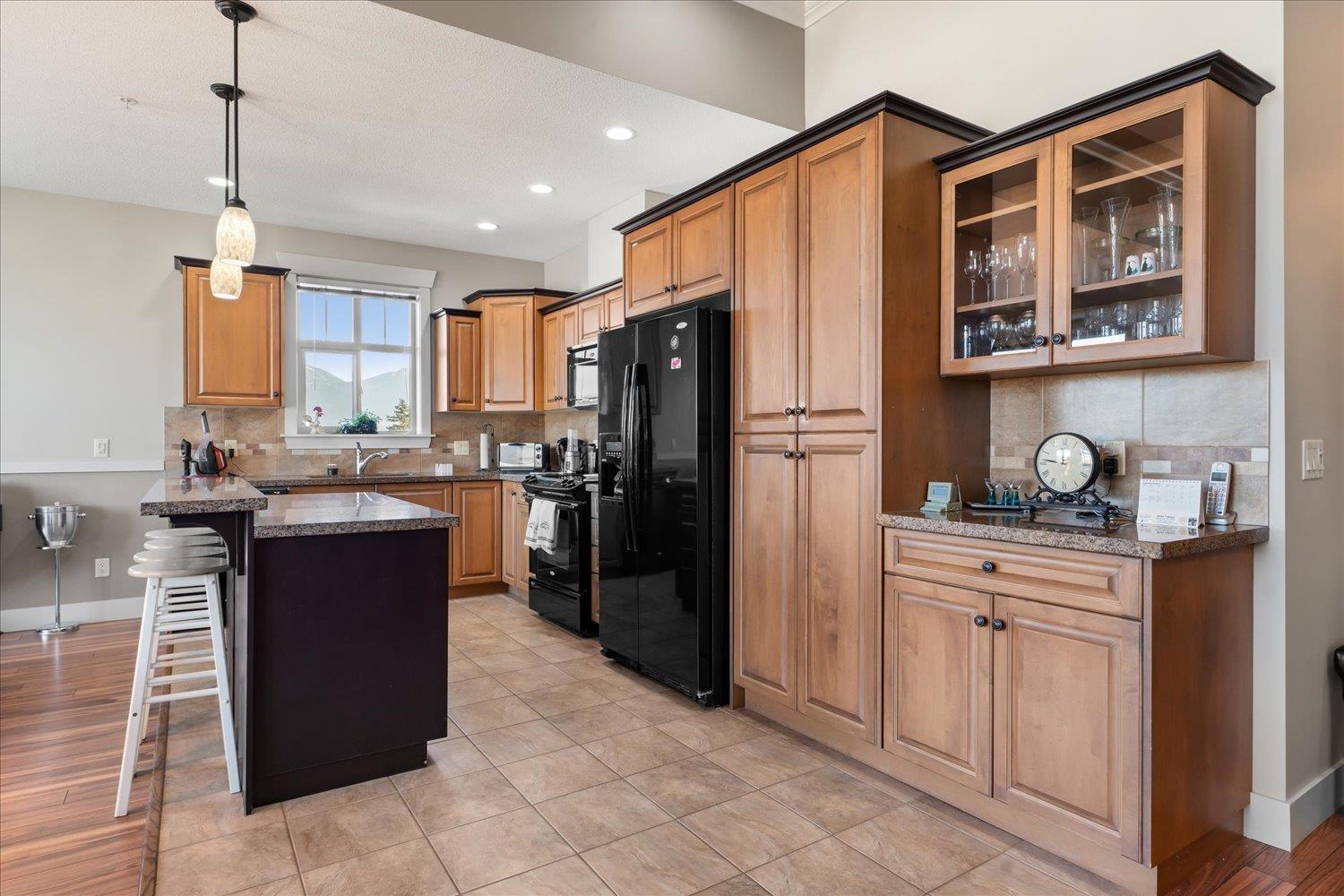 413 45893 CHESTERFIELD AVENUE, Chilliwack Downtown, Chilliwack