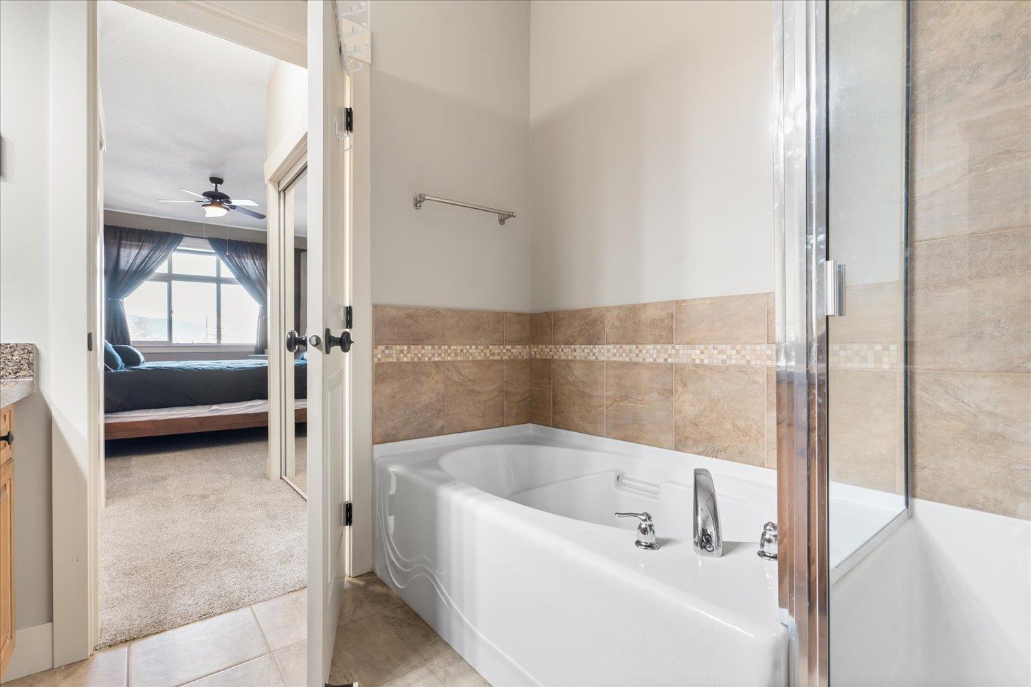 413 45893 CHESTERFIELD AVENUE, Chilliwack Downtown, Chilliwack