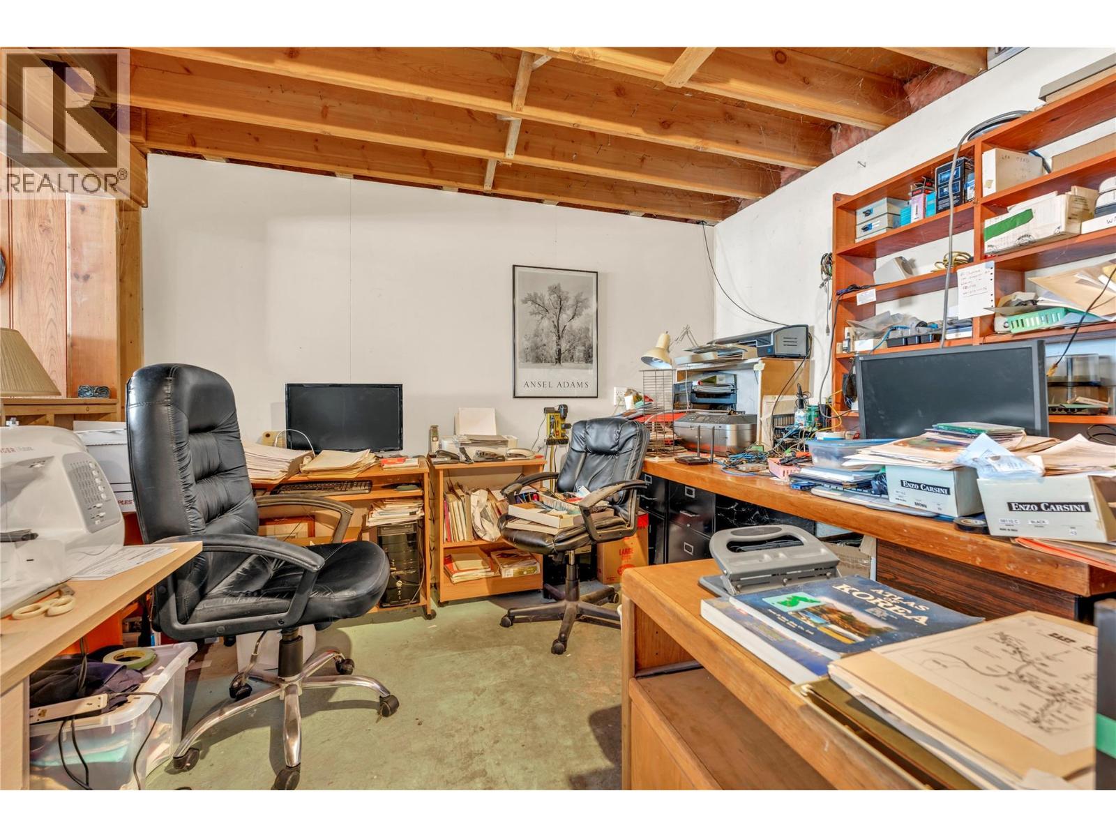 822 Belfort Road, Princeton