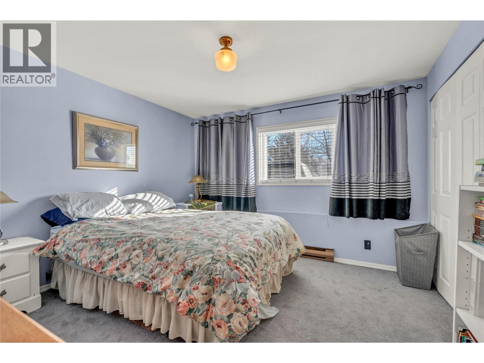 822 Belfort Road, Princeton