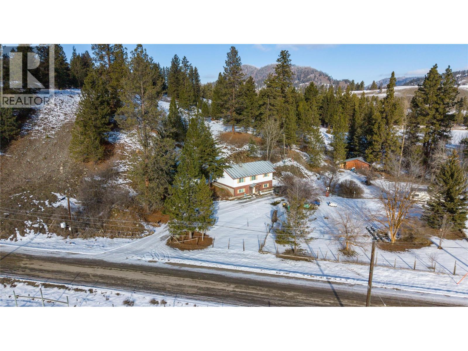 822 Belfort Road, Princeton