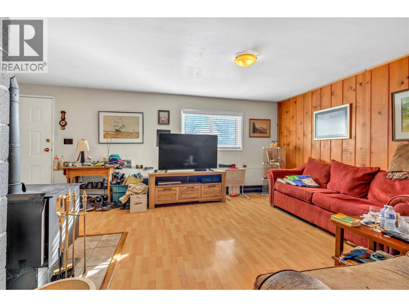 822 Belfort Road, Princeton