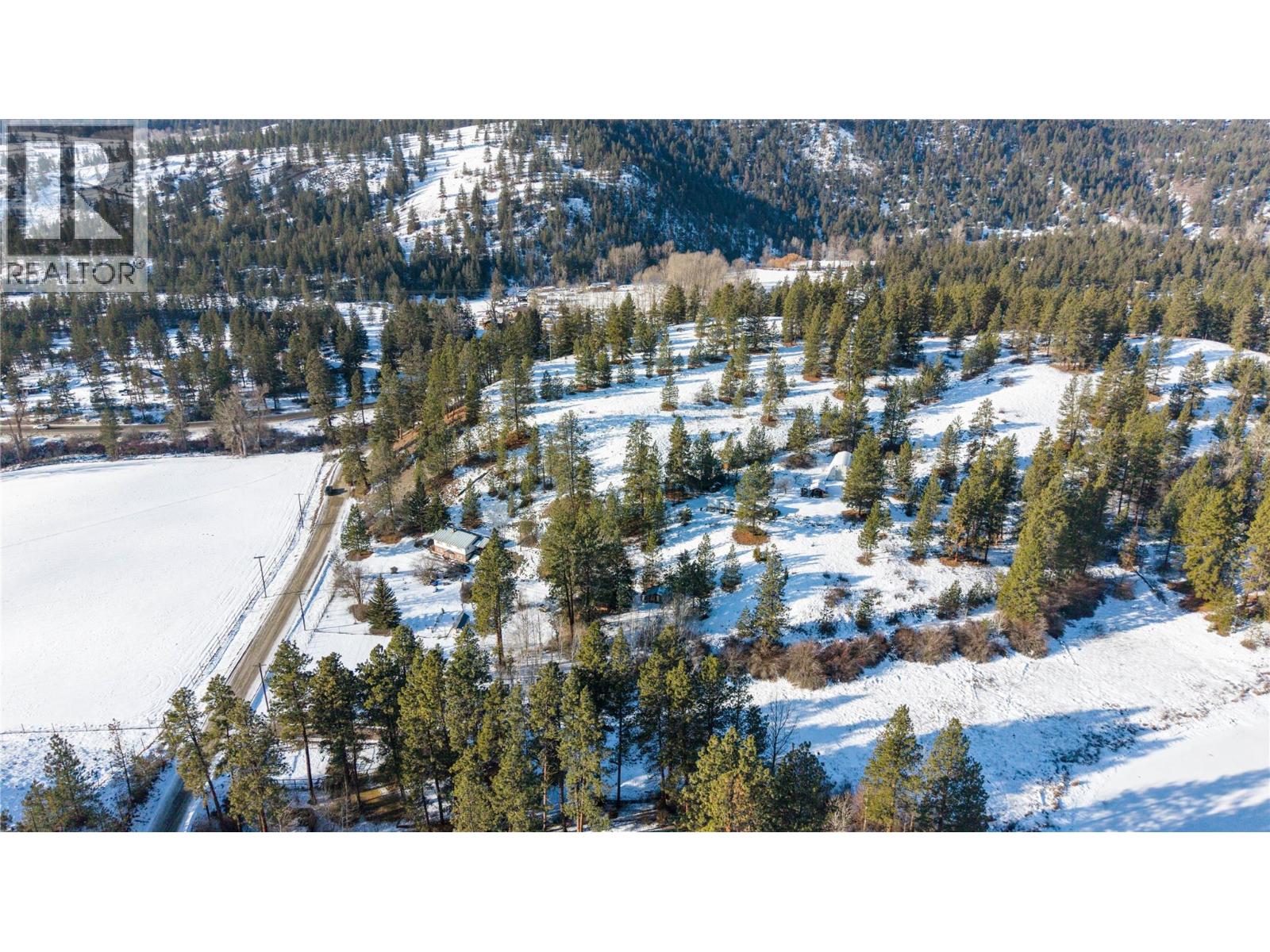 822 Belfort Road, Princeton