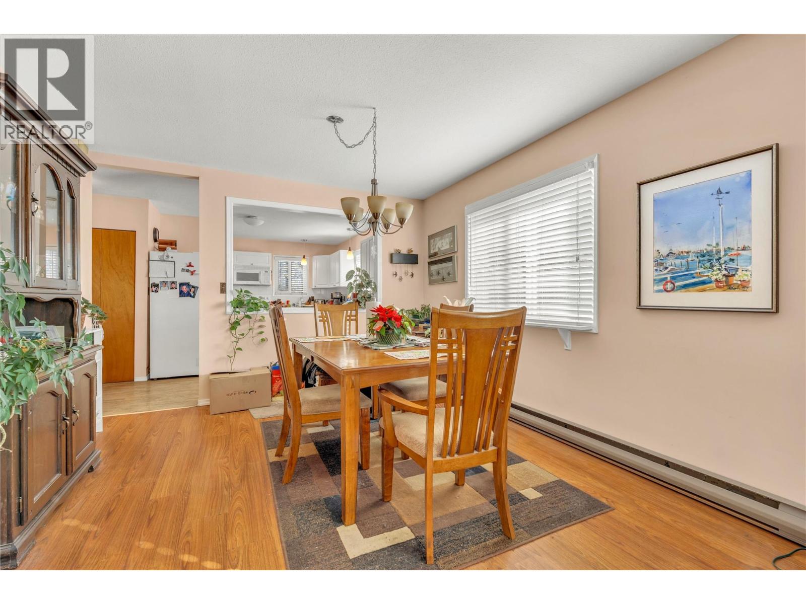 822 Belfort Road, Princeton