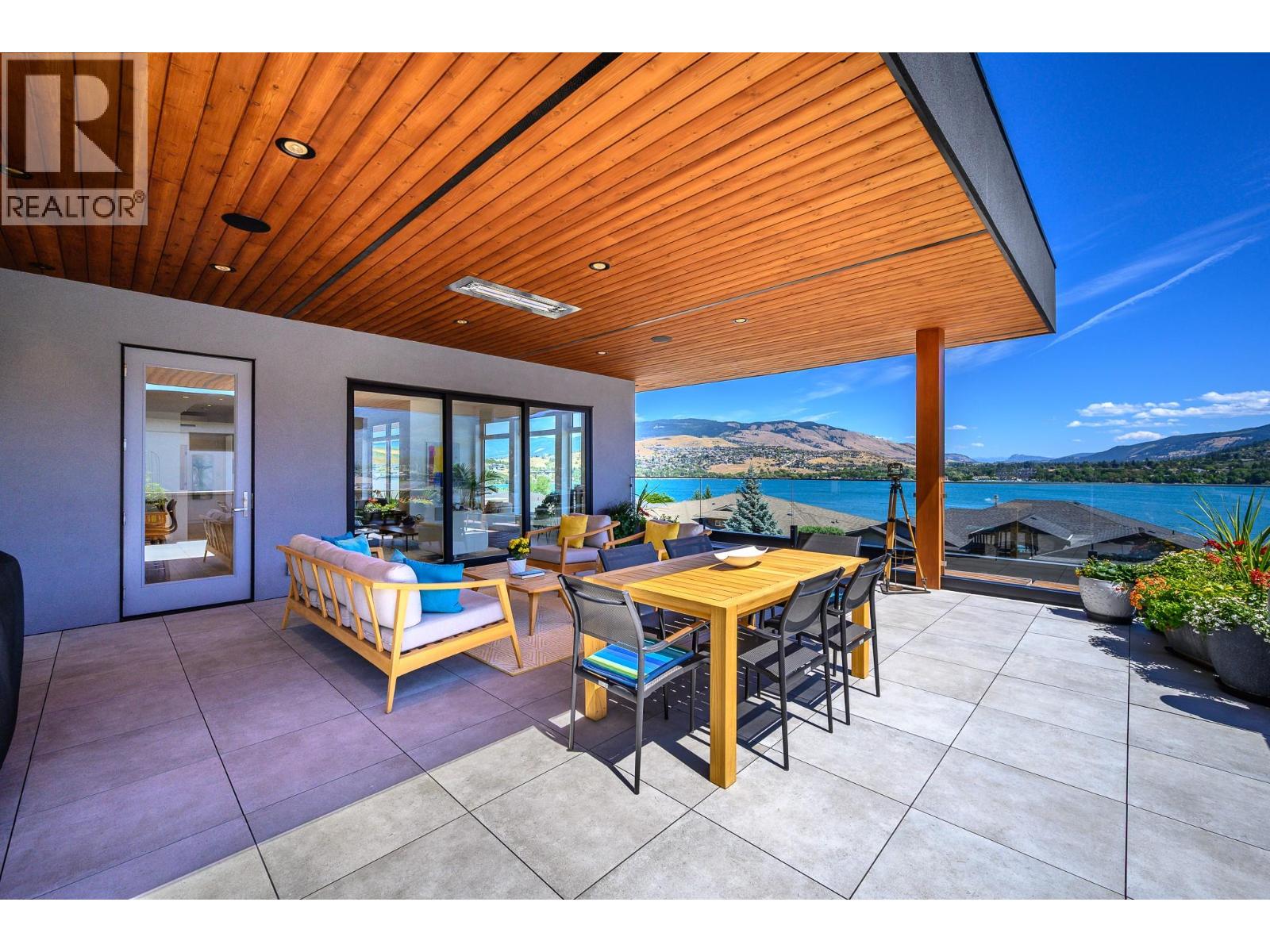 7934 Graystone Drive, Coldstream