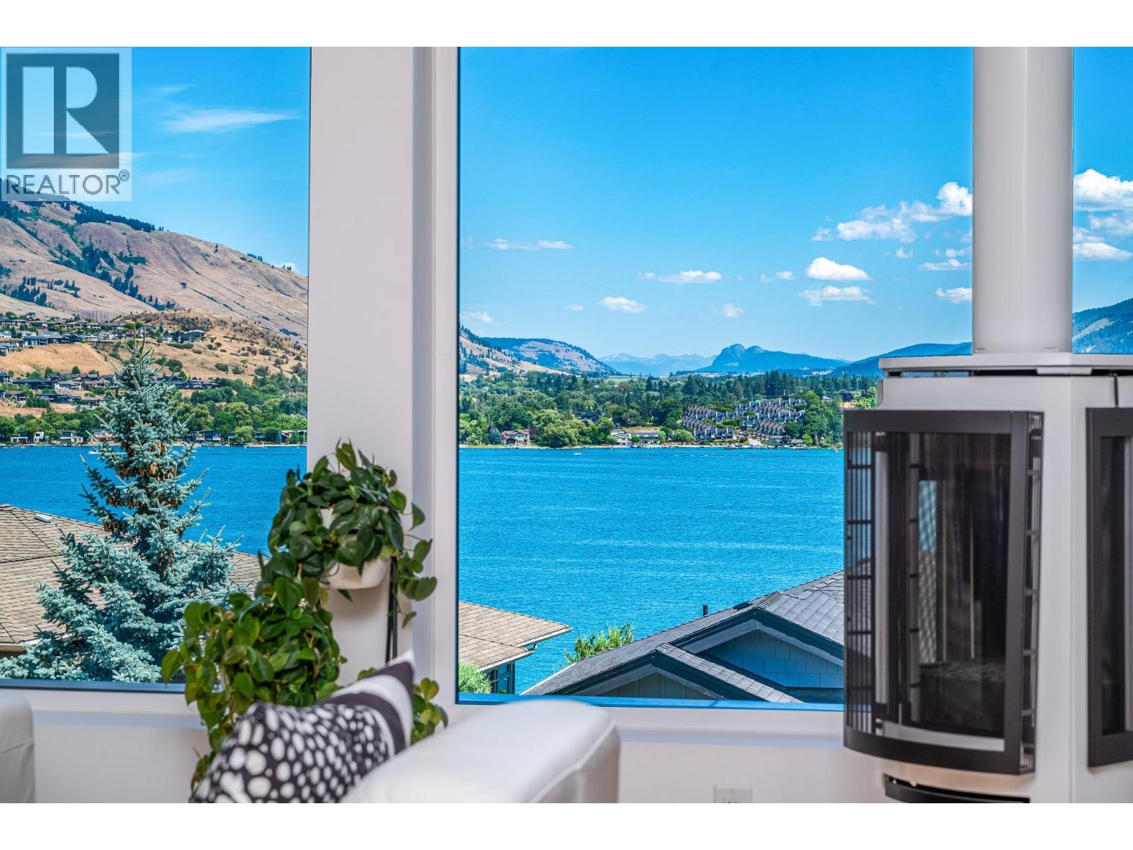 7934 Graystone Drive, Coldstream