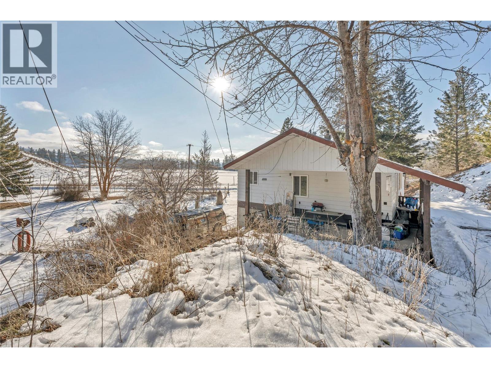 822 Belfort Road, Princeton