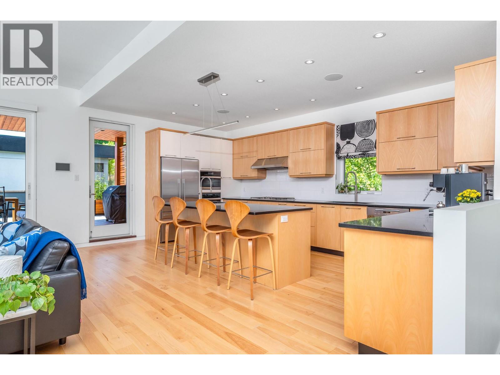 7934 Graystone Drive, Coldstream