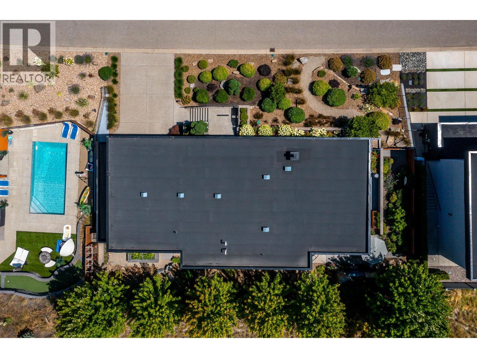 7934 Graystone Drive, Coldstream