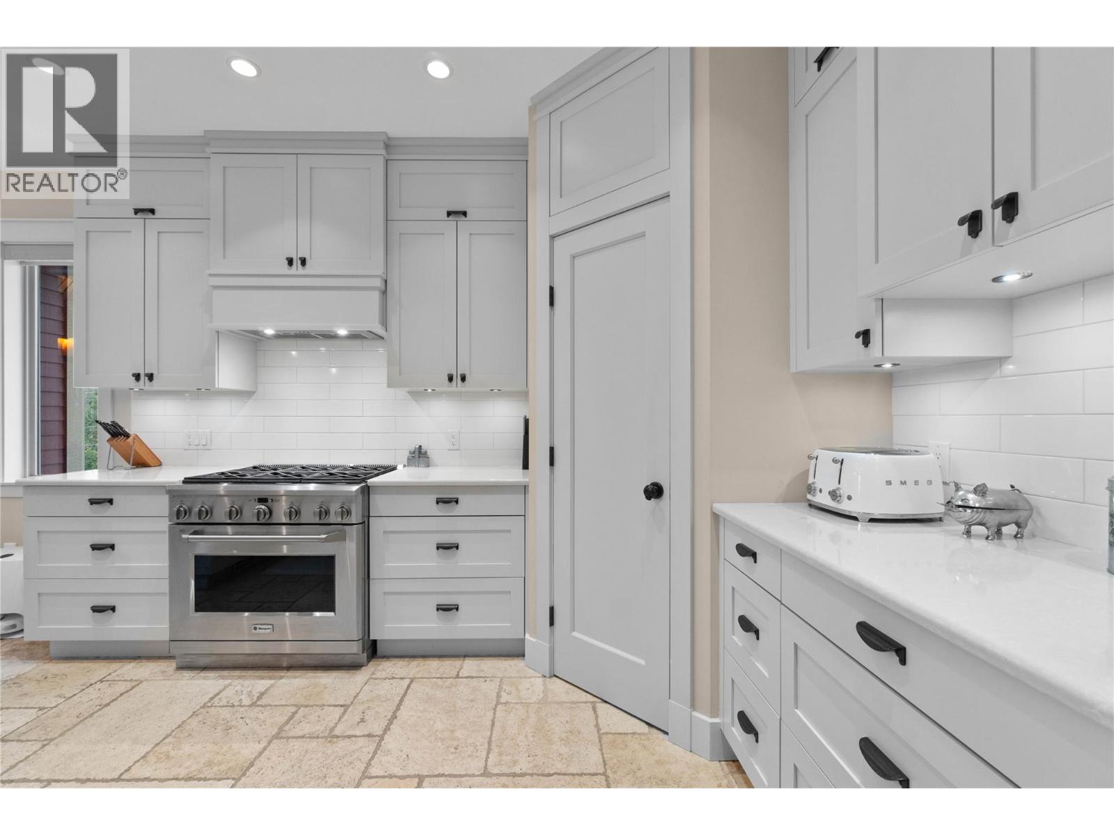 5100 Haynes Road, Vernon