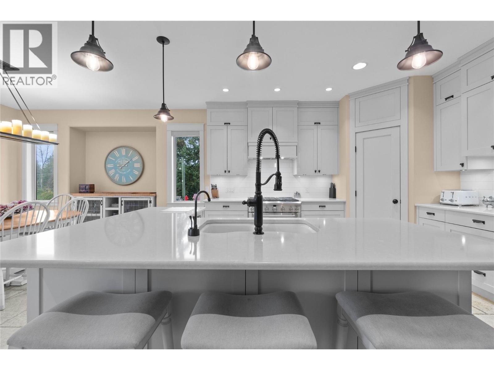 5100 Haynes Road, Vernon