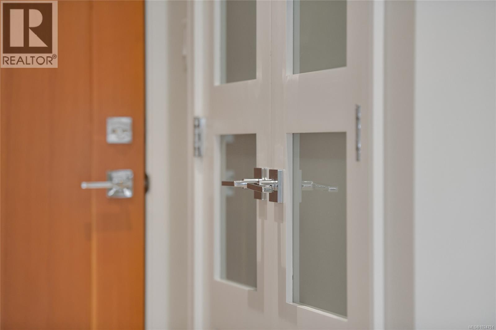 N310 1105 Pandora Avenue, Victoria