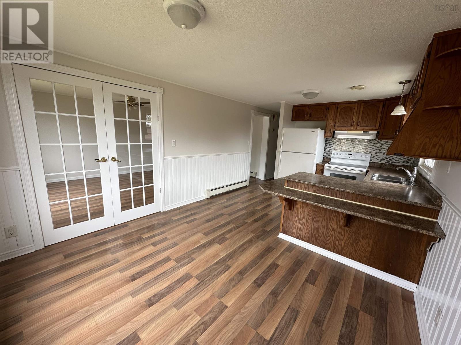 43 Oak Crescent - Photo 4 of 26, Port Hawkesbury, Nova Scotia