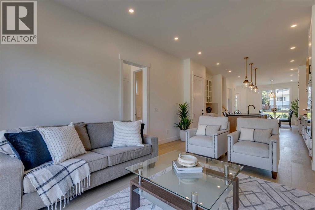 Single Family House for Sale in   Avenue SW Richmond Calgary 