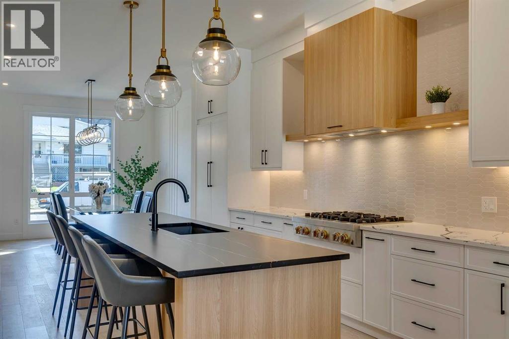 Single Family House for Sale in   Avenue SW Richmond Calgary 