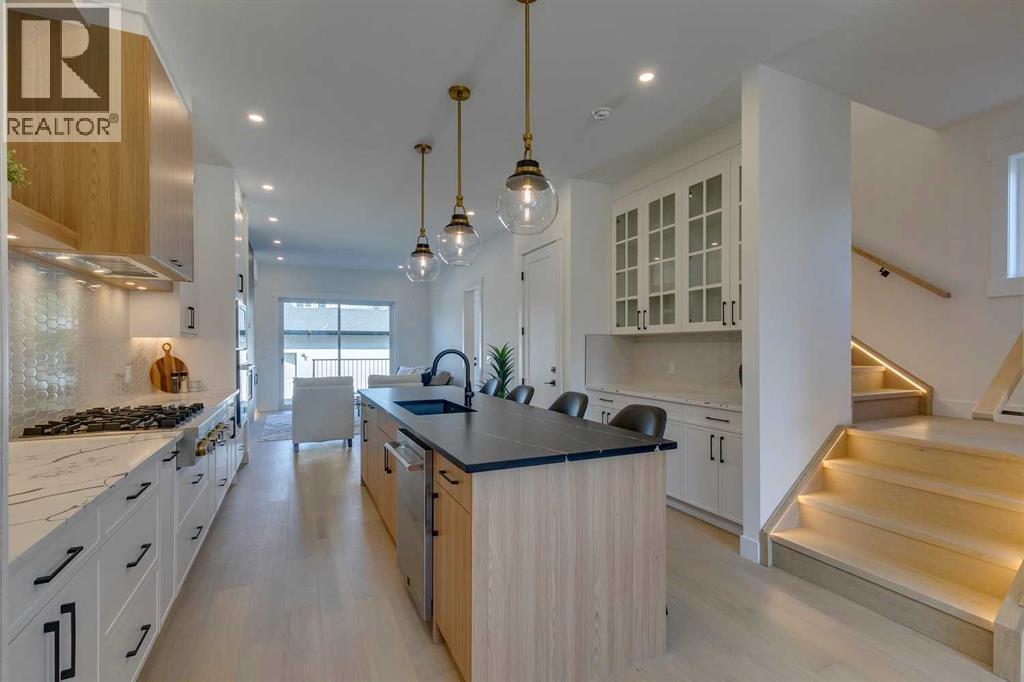 Single Family House for Sale in   Avenue SW Richmond Calgary 