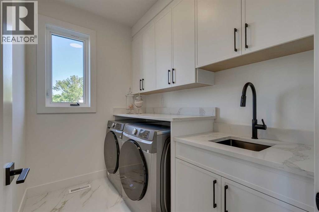 Single Family House for Sale in   Avenue SW Richmond Calgary 