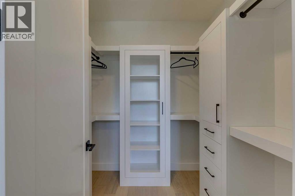 Single Family House for Sale in   Avenue SW Richmond Calgary 