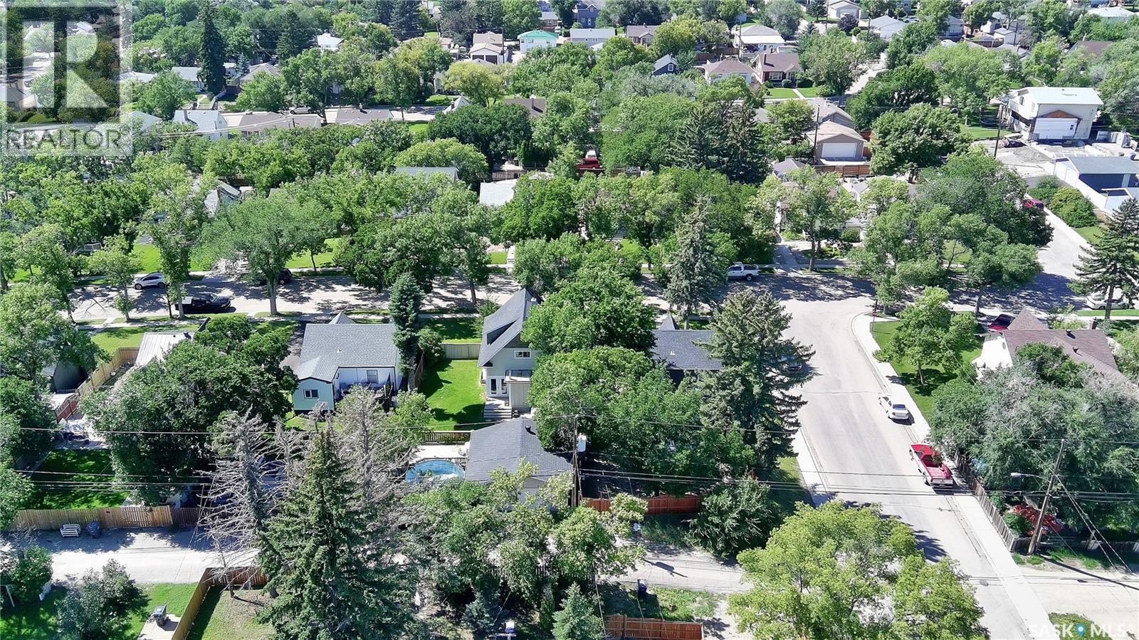 Single Family House 2 Level for Sale in  th AVENUE NW Swift Current 