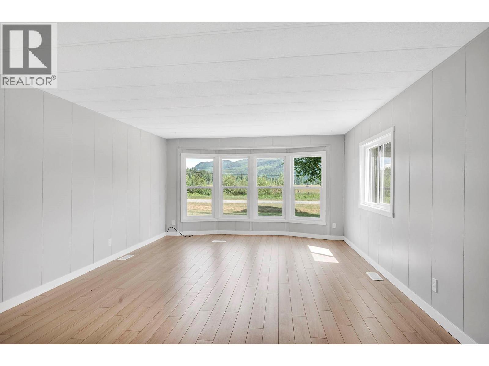 #14 851 OLD NORTH THOMPSON HIGHWAY - 12