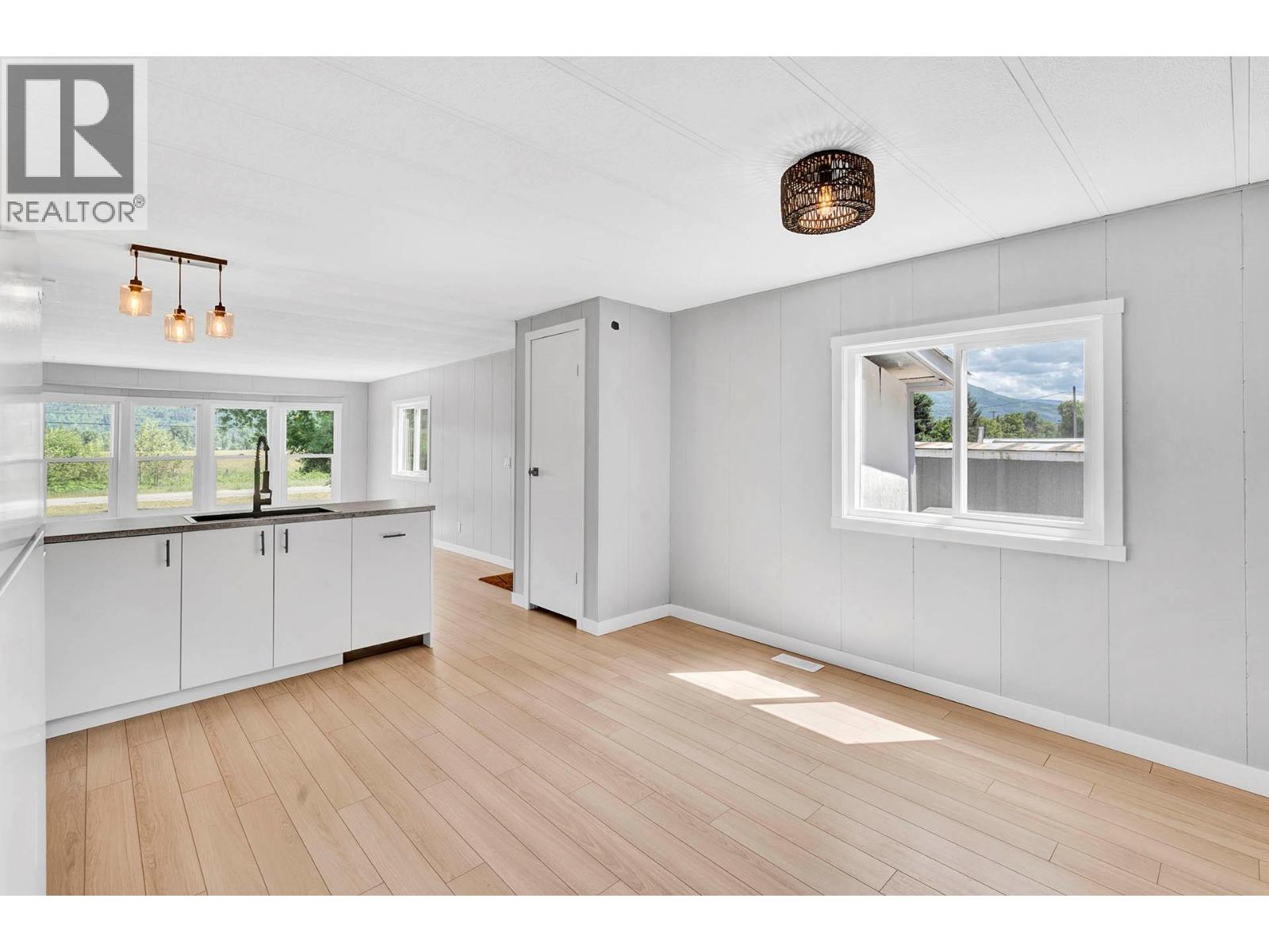 #14 851 OLD NORTH THOMPSON HIGHWAY - 7