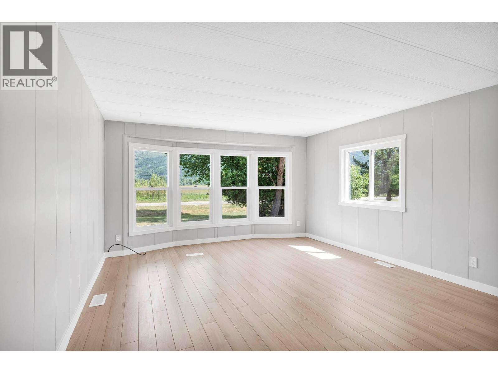 #14 851 OLD NORTH THOMPSON HIGHWAY - 13