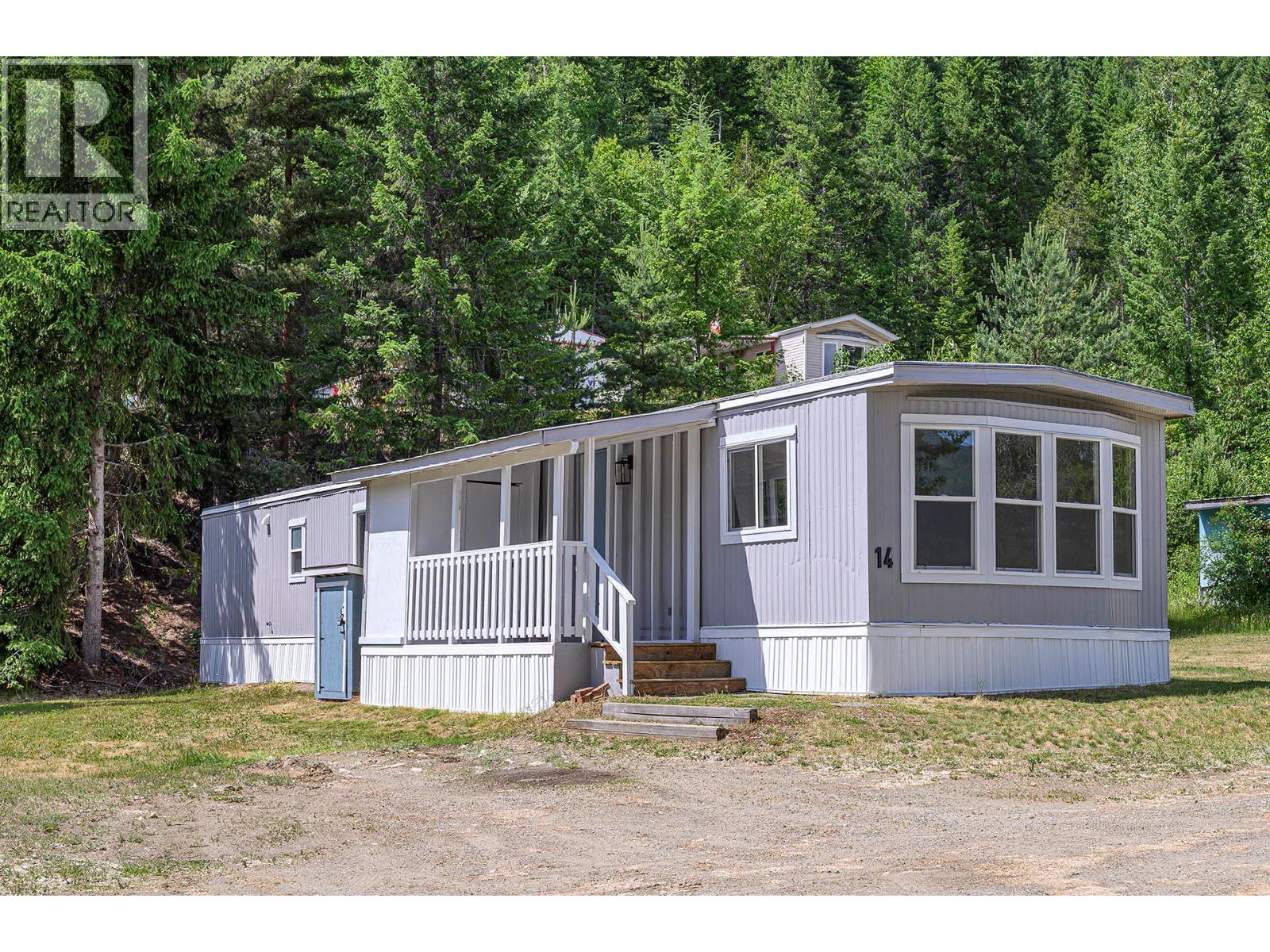#14 851 OLD NORTH THOMPSON Highway - 27