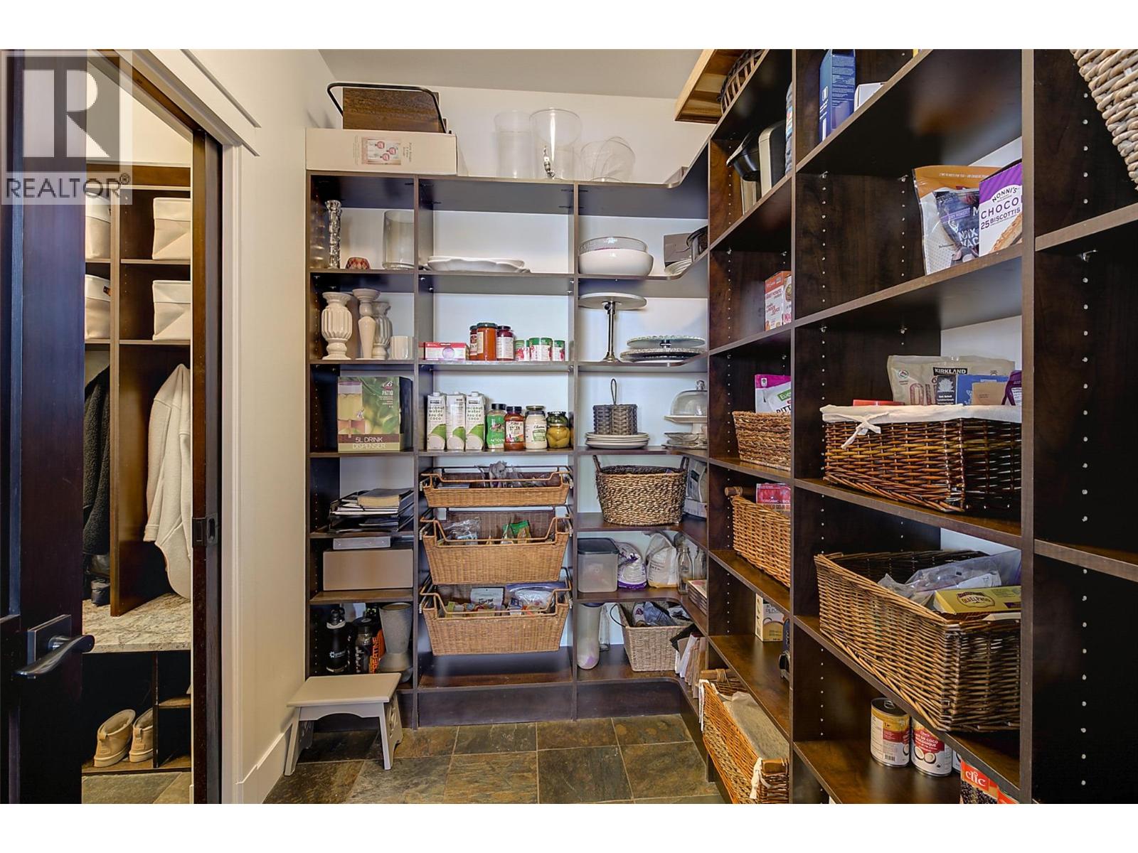  716 Kuipers Crescent, Kelowna