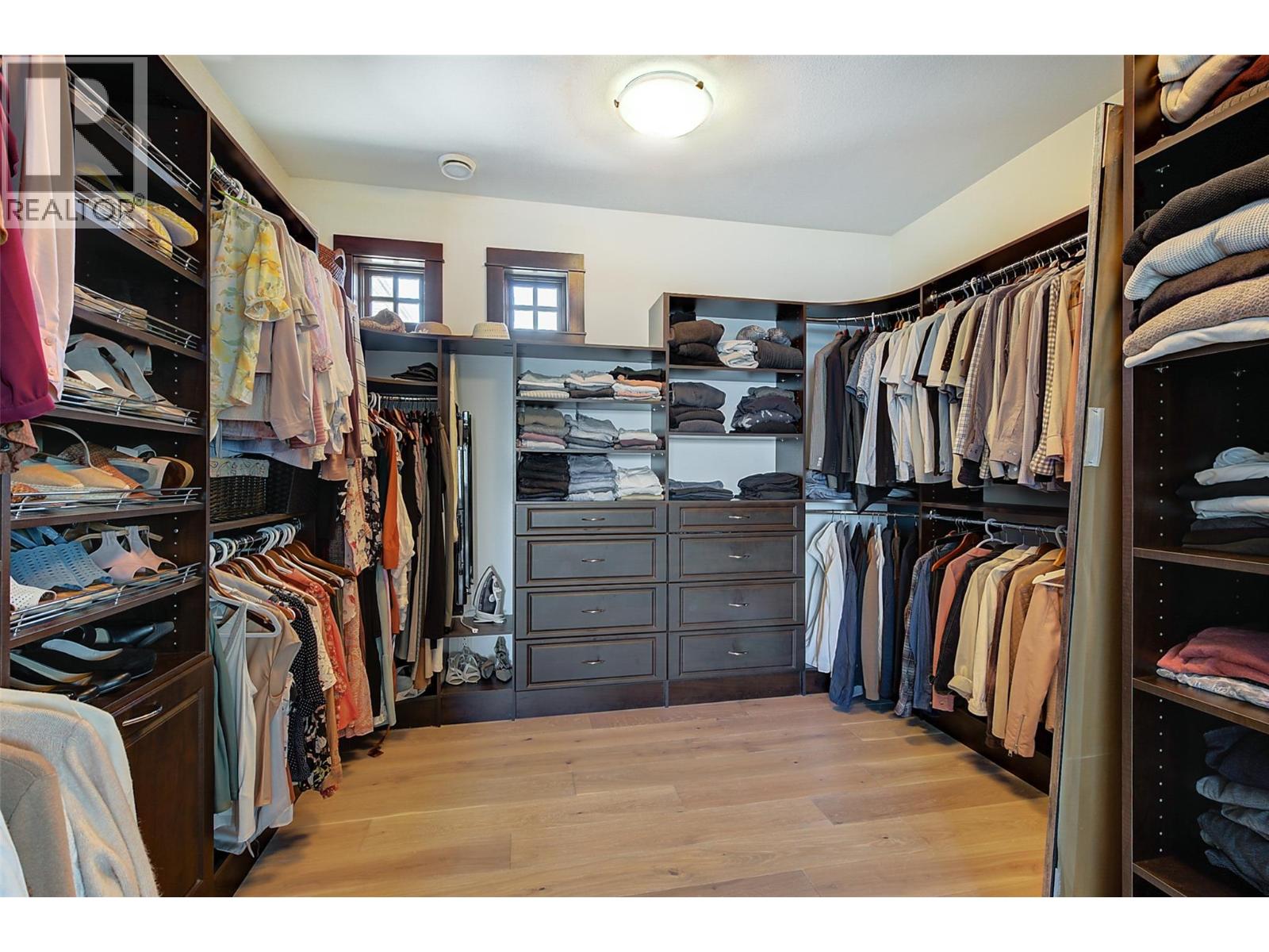  716 Kuipers Crescent, Kelowna