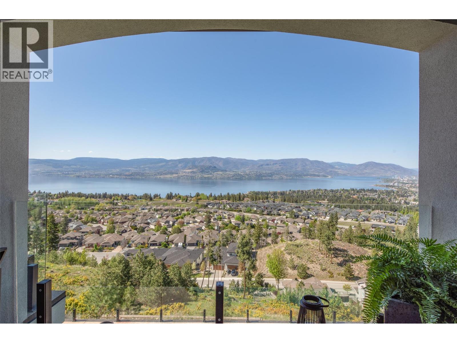  716 Kuipers Crescent, Kelowna