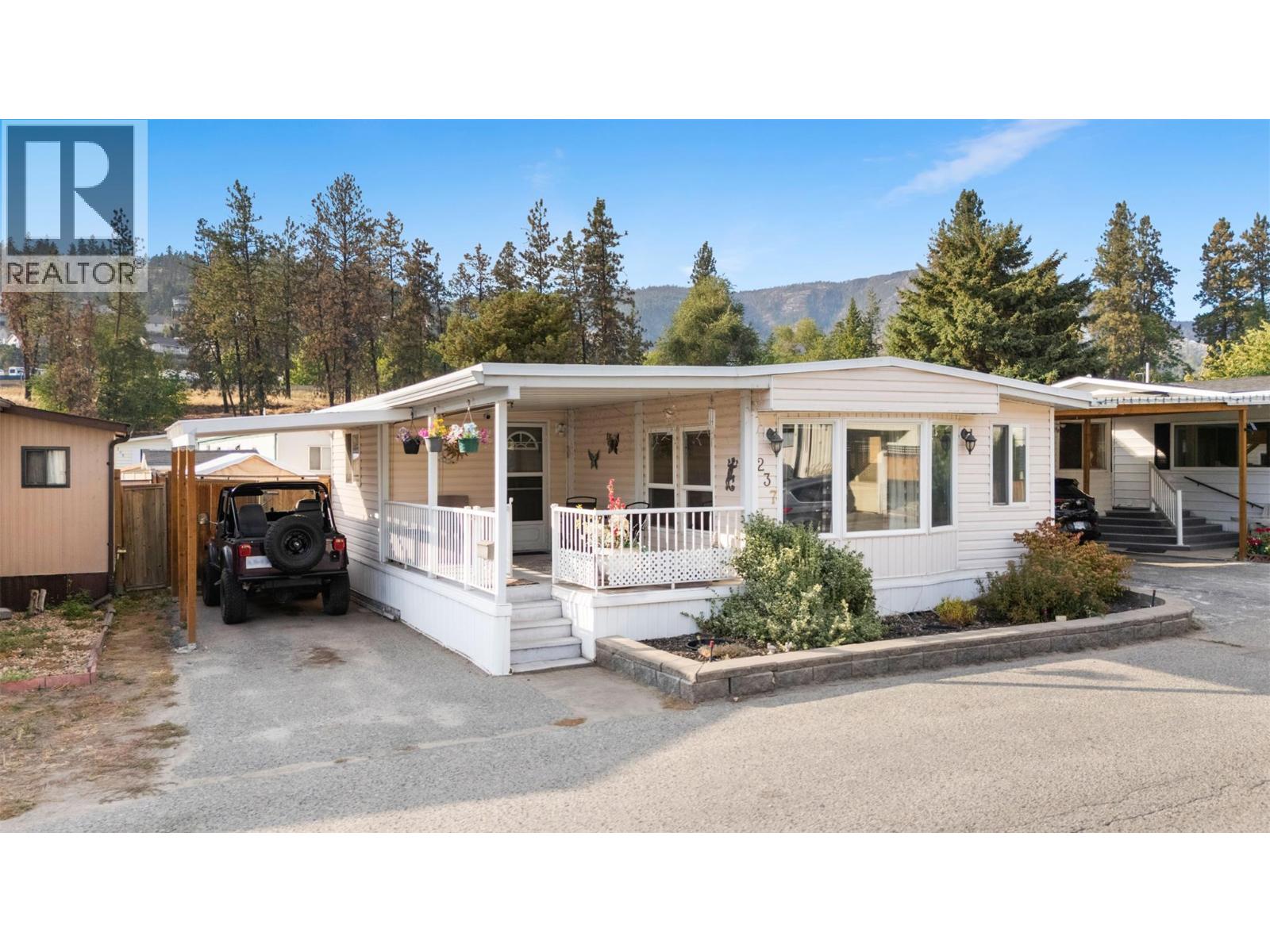 #237-1999 97 Highway South, West Kelowna
