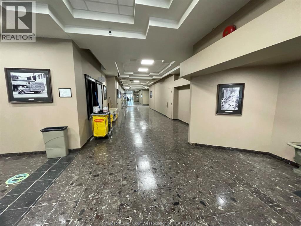 500 OUELLETTE photo 2