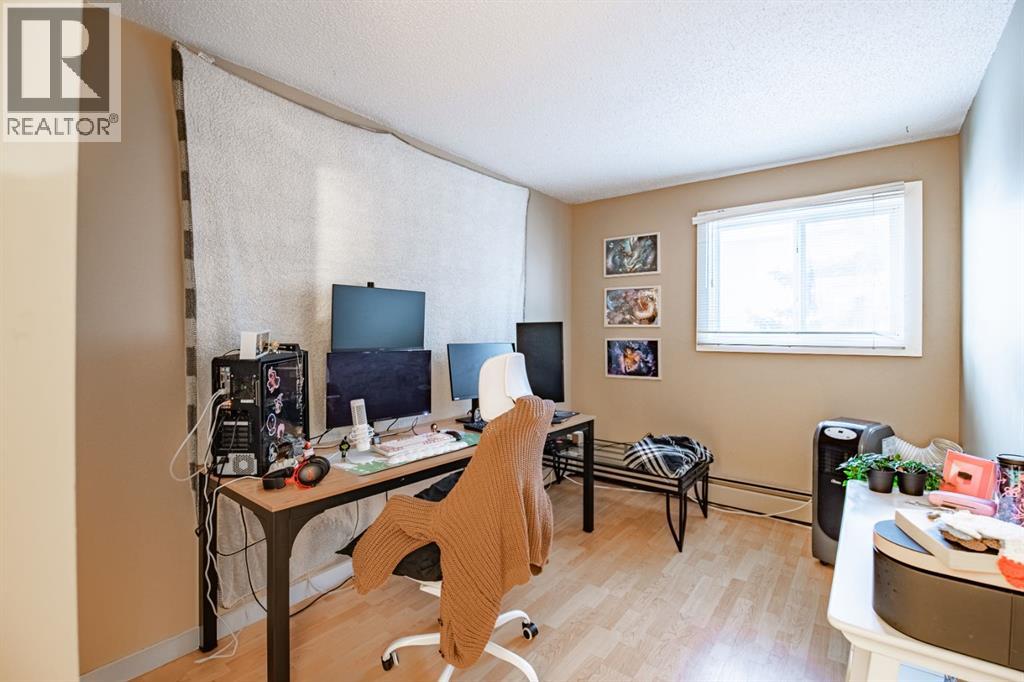 7164 Parke Avenue, Red Deer