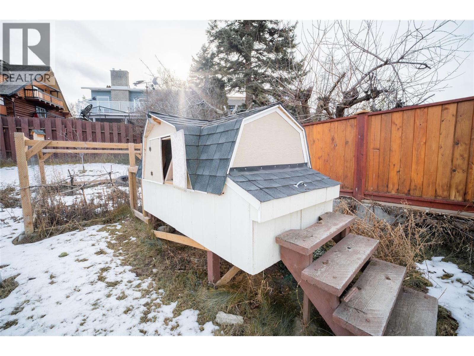 755 FLEMING DRIVE - 38