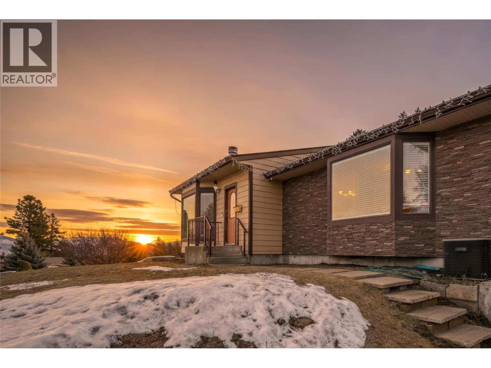755 FLEMING Drive - 5