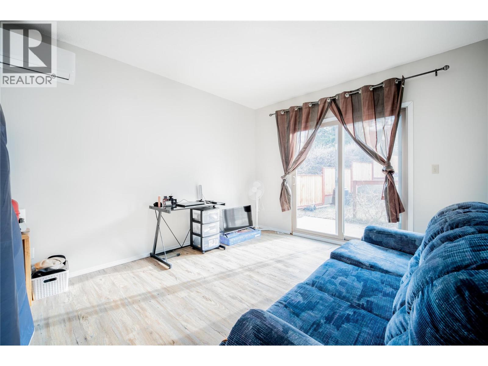 755 FLEMING DRIVE - 31