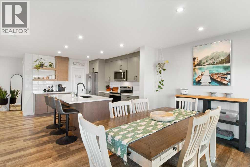 16 Trinity Street, Lacombe