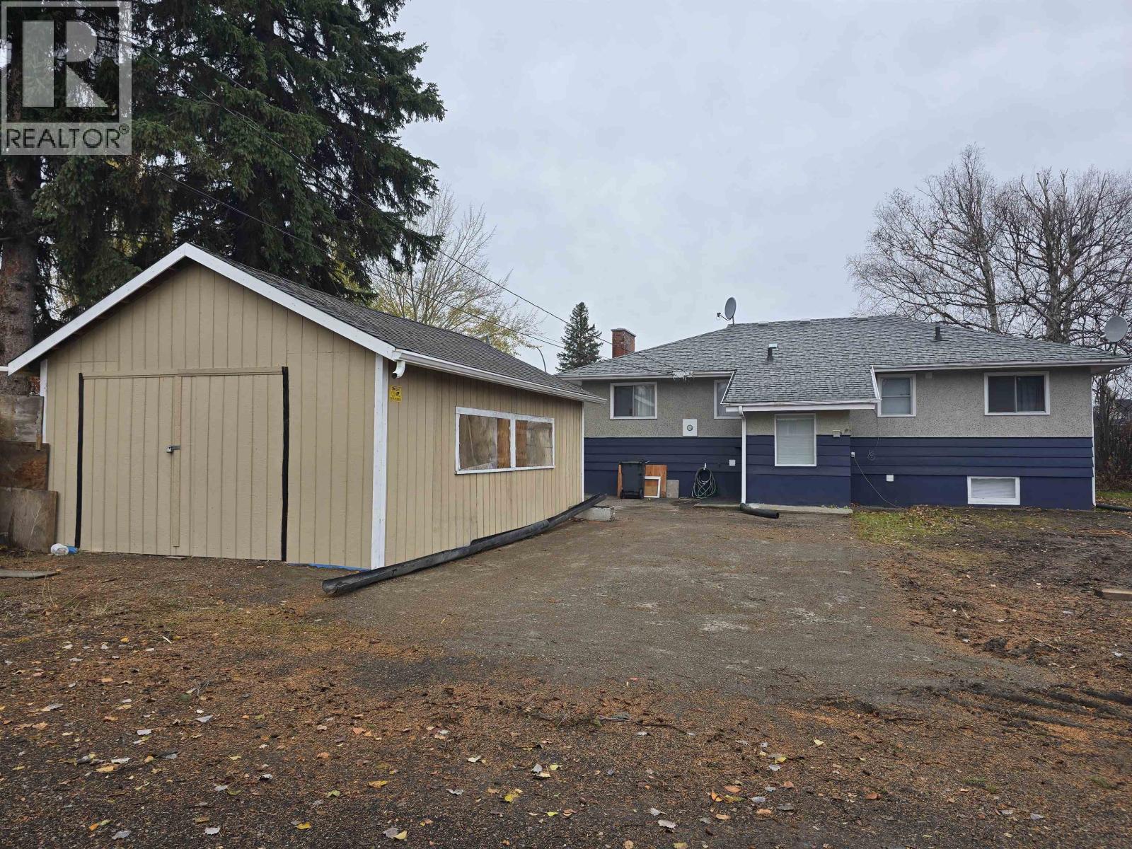 1542 CARNEY STREET, Prince George