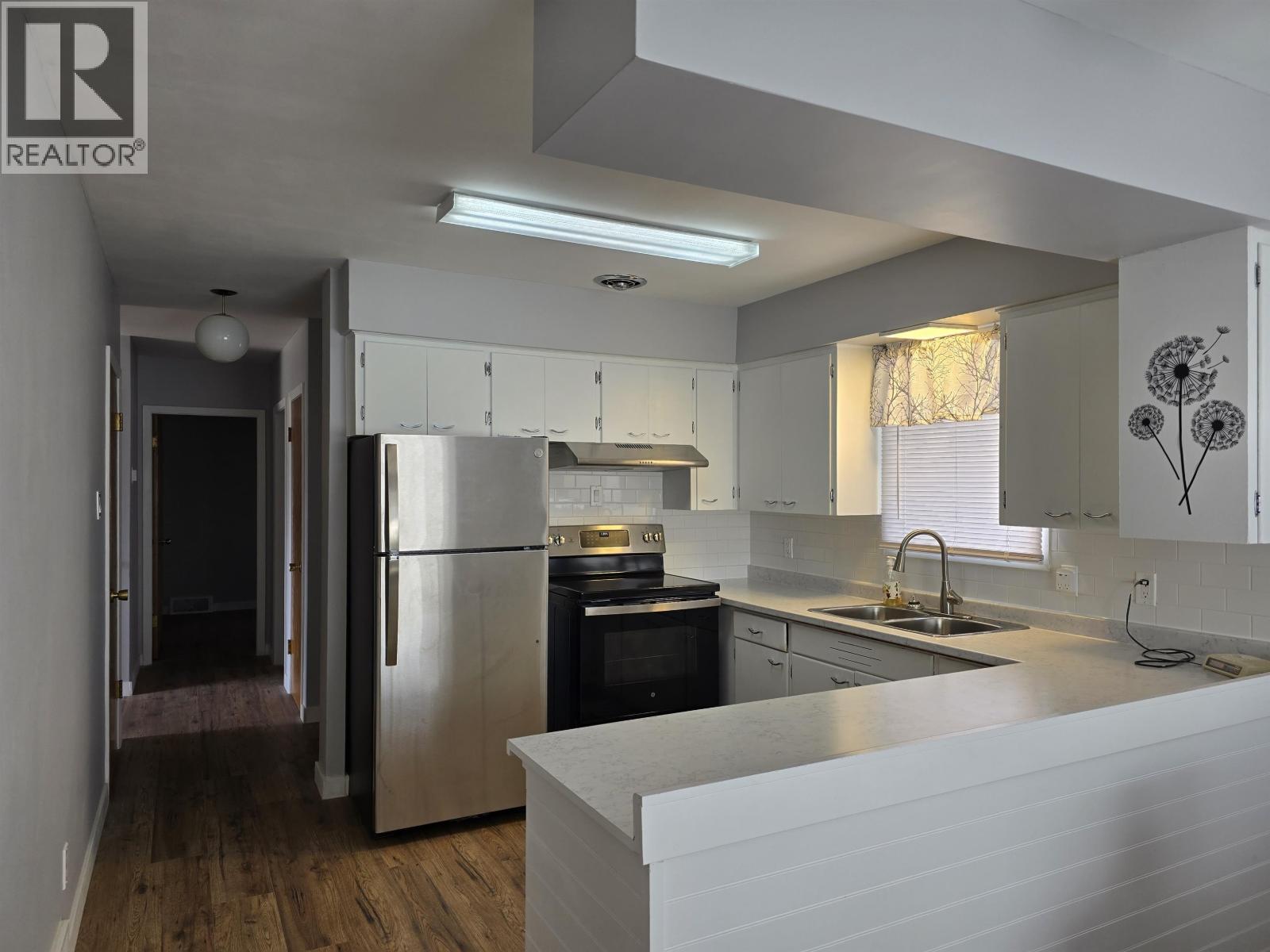 1542 CARNEY STREET, Prince George