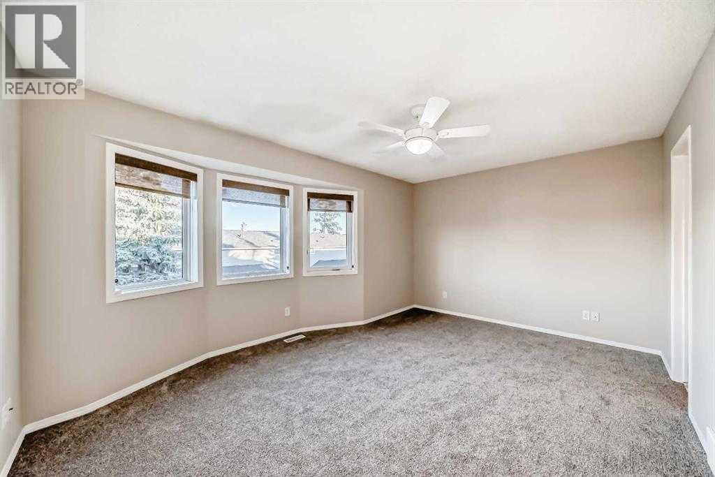 Single Family House for Sale in  Regal Park NE Renfrew Calgary 