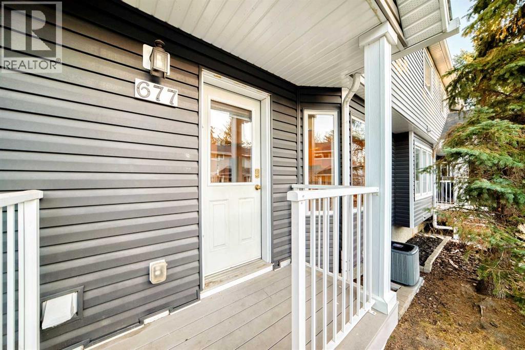 Single Family House for Sale in  Regal Park NE Renfrew Calgary 