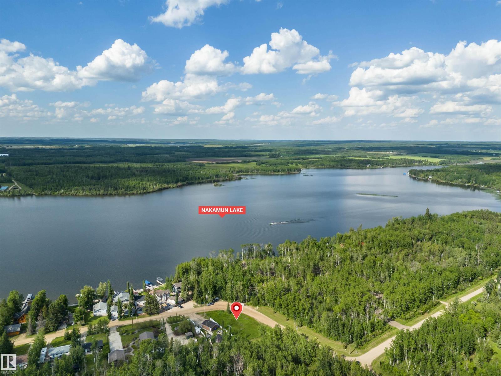 
          5595 Nakamun
            <br/>
            <span>Rural Lac Ste. Anne County</span>
            , 
            <span>AB</span>
             <span>T0E1V0</span>
         - Photo 8