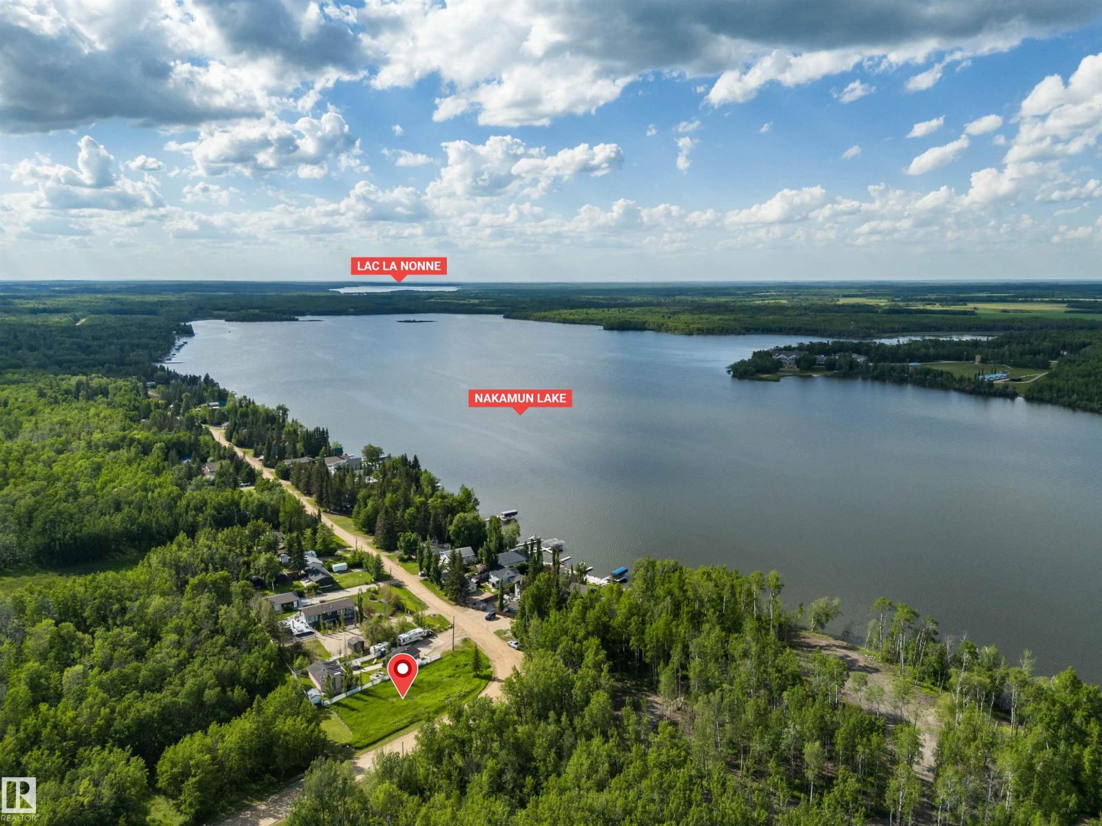 
          5595 Nakamun
            <br/>
            <span>Rural Lac Ste. Anne County</span>
            , 
            <span>AB</span>
             <span>T0E1V0</span>
         - Photo 23