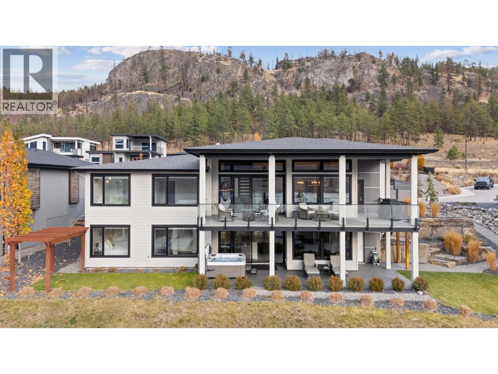  9438 Ledgestone Road, Lake Country