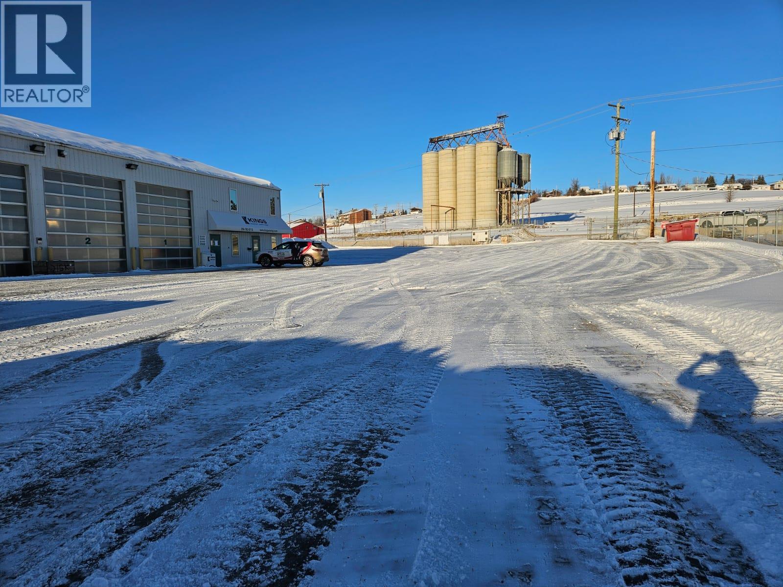 612 103 Avenue, Dawson Creek