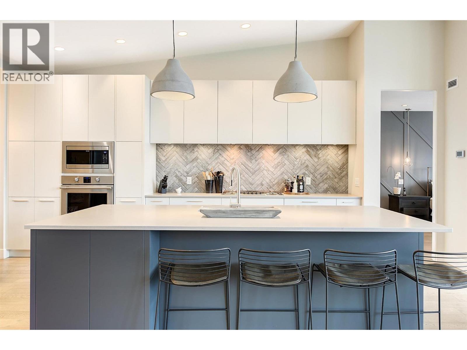  9728 Centrestone Crescent, Lake Country