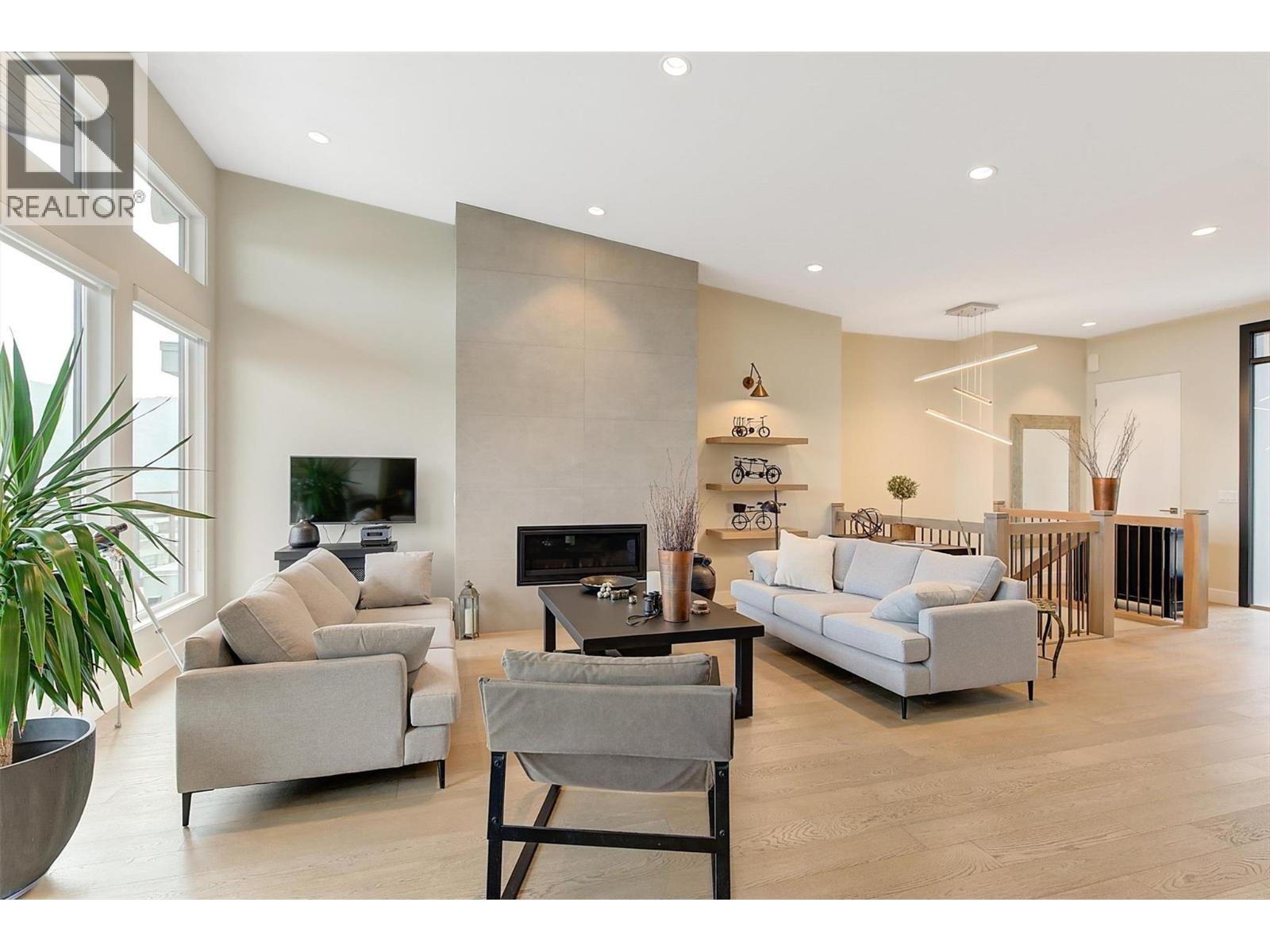  9728 Centrestone Crescent, Lake Country