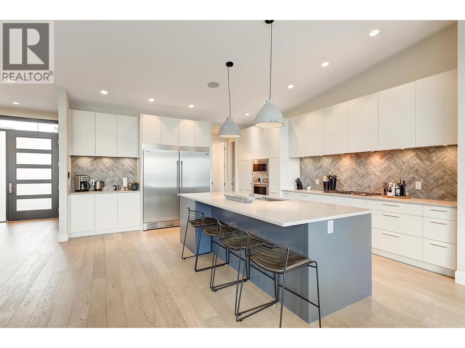  9728 Centrestone Crescent, Lake Country