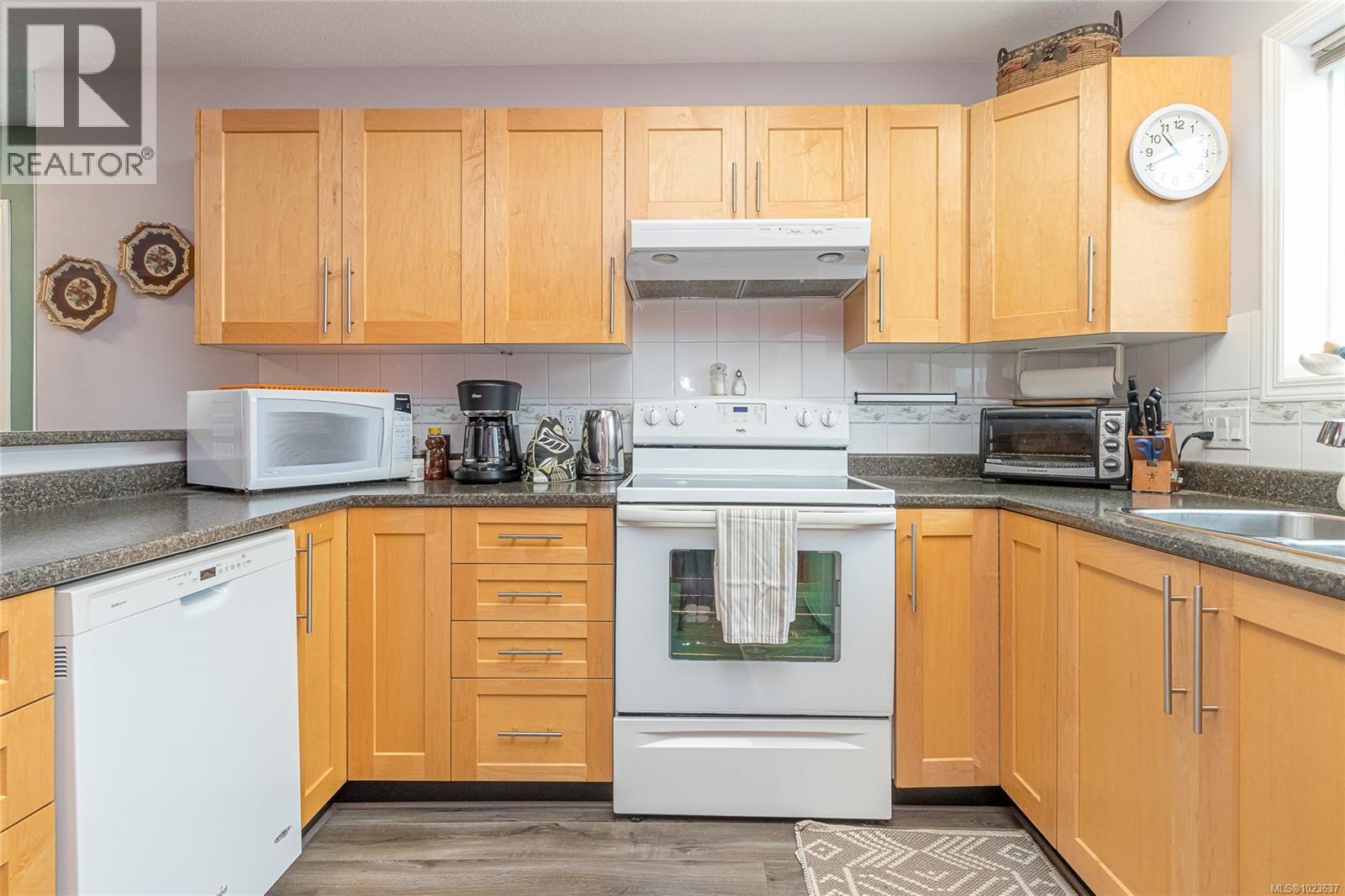 305B 3000 Oak St, Chemainus