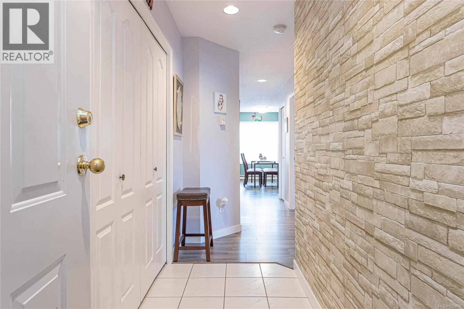 305B 3000 Oak St, Chemainus